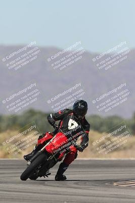 media/Oct-13-2025-Moto Forza (Mon) [[a66d839500]]/4-C Group/Session 3 (Turn 16)/